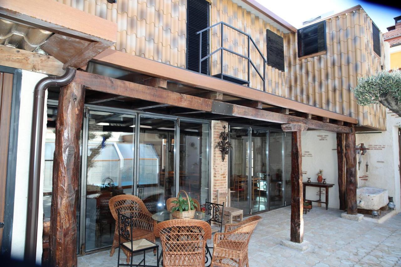 Casa Ruina Nava del Rey Exterior foto